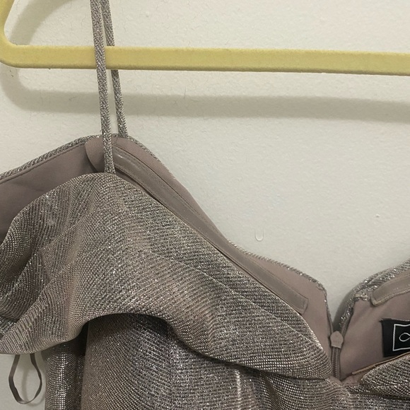 Morgan & Co. Dress - Picture 4 of 7